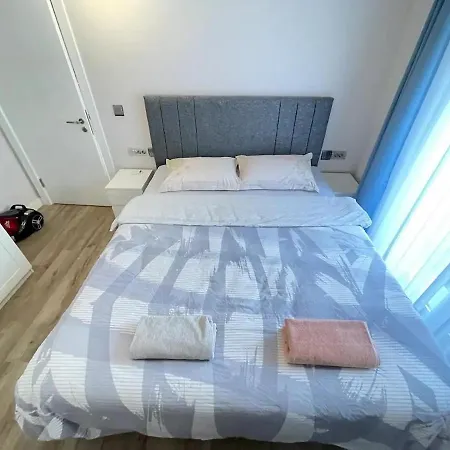 Flat On A Paradise In The Centre Of Istambul